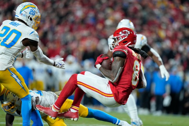 Les Kansas City Chiefs remportent le titre de la division Ouest de l'AFC pour la neuvième année consécutive